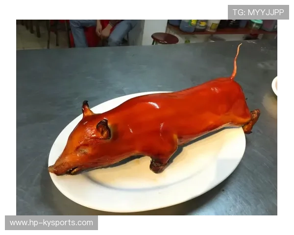 球员进球后从袜子里掏出整只烤乳猪,跪地拜了三拜才开始啃 球员进球后从袜子里掏出整只烤乳猪,跪地拜了三拜才开始啃